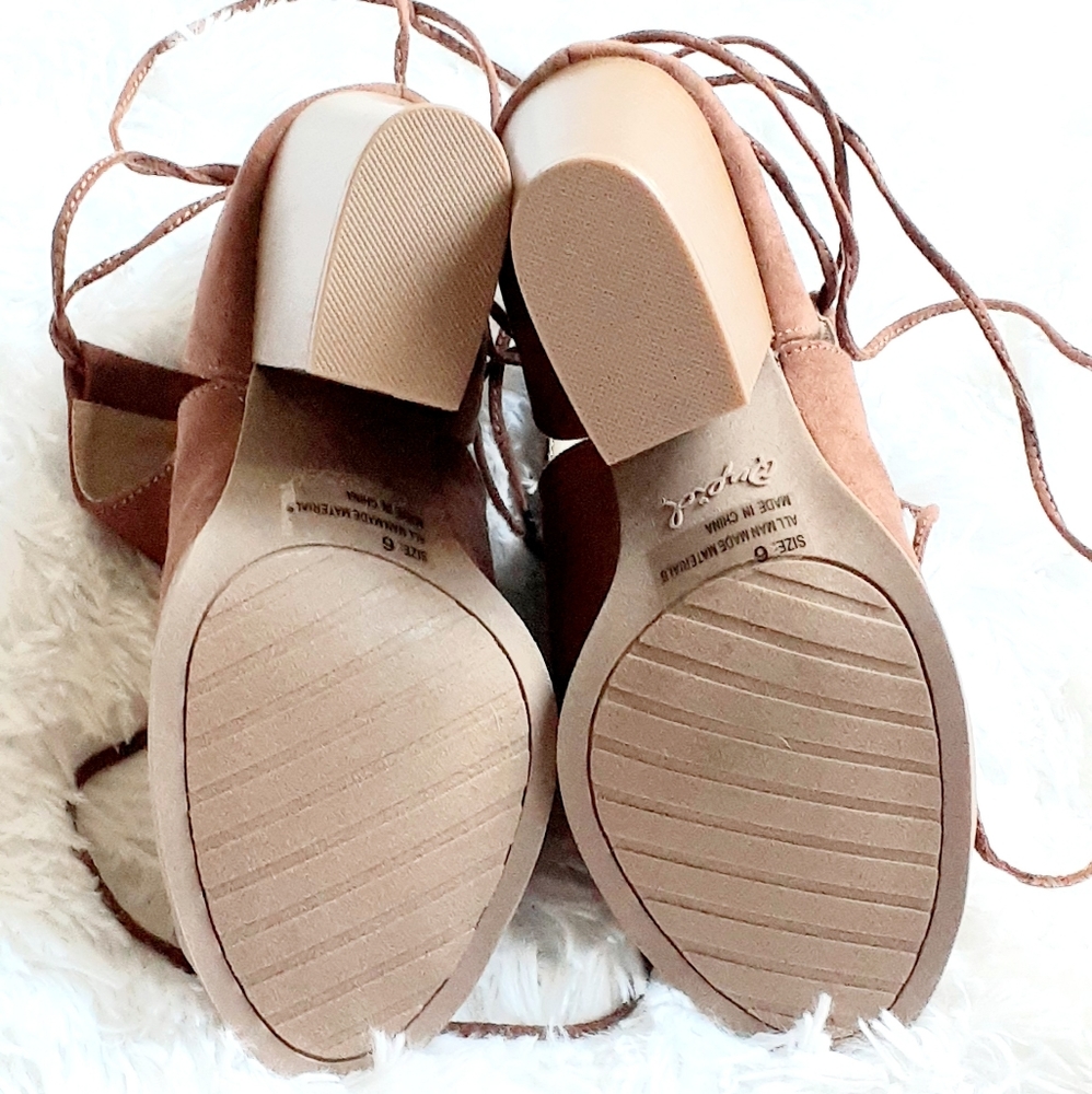 (NWOT) Qupid brown open toe boho wrap booties - Picture 8 of 11